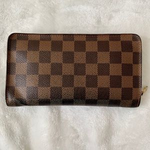 Authentic LV Damier Zip Wallet